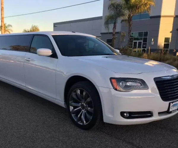 Lincoln MKT Stretch Limo
